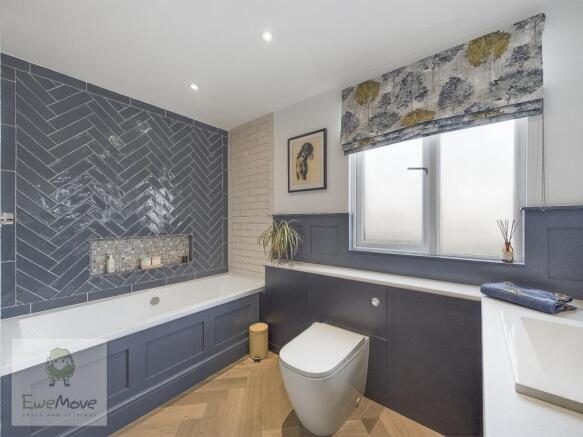 Ensuite Bathroom