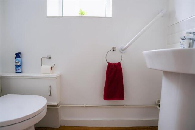 3 bed Semi-Detached for sale Image 11