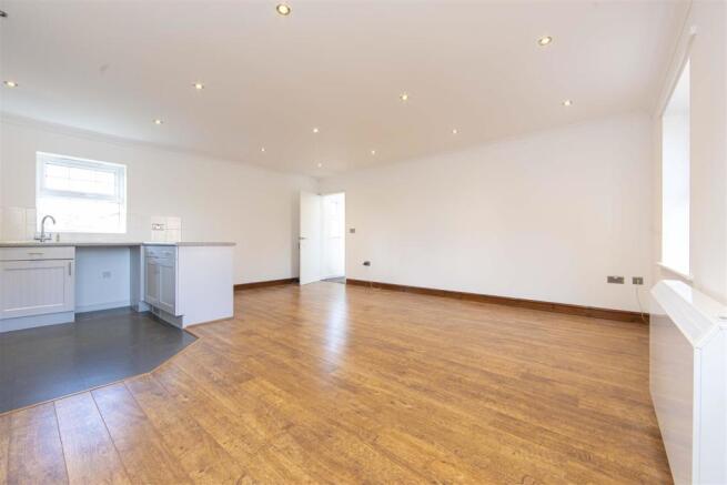 Open Plan Kitchen/Lounge