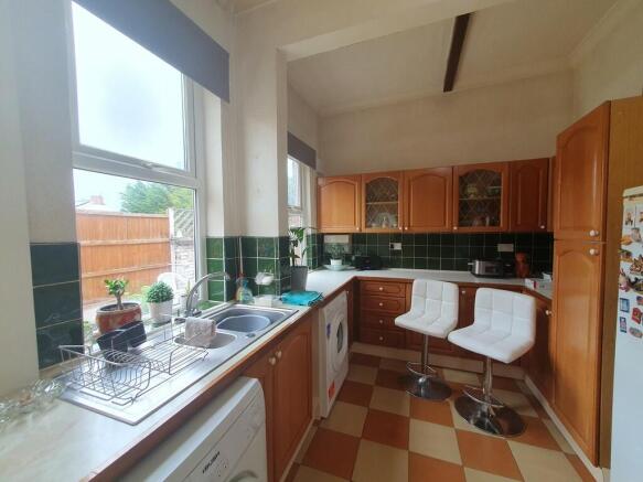 Photo 12