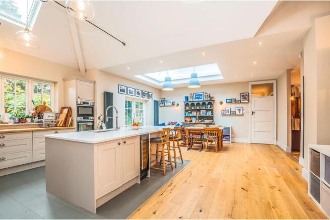 Kitchen/family Room