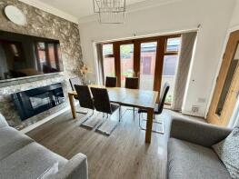 788, Huddersfield Road, Ravensthorpe, Dewsbury WF13 3JA