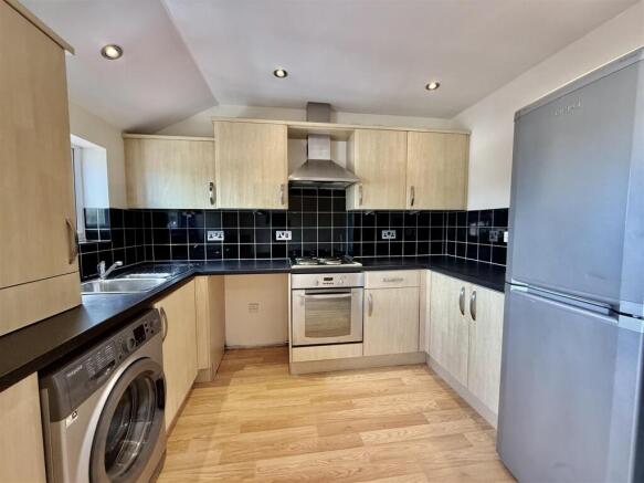 LOUNGE/DINING/KITCHEN