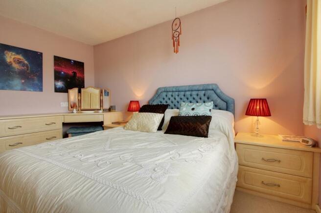 Bedroom 2 (Double)