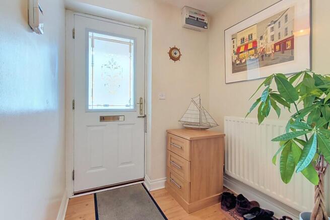 4 bed Town House for sale Image 5