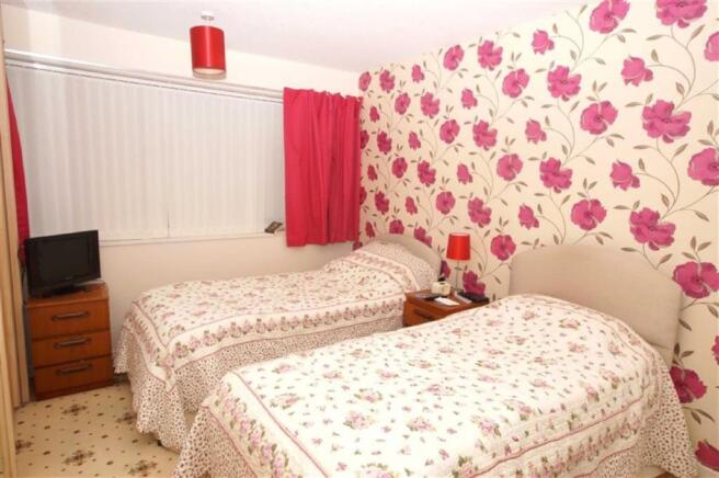 Bedroom 1 (3.96 x 3.