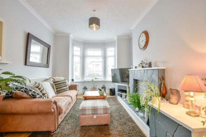 Living/Dining Area