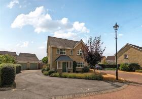 5, Robins Close, Chippenham SN14 6XU