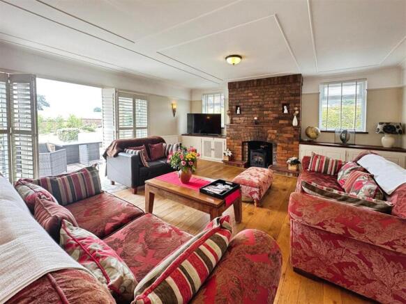 195896b6--4B0D-931A-9B09131EC235-29810-000027BF861