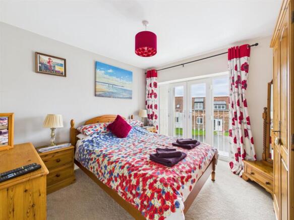 2 bed Terraced for sale Image 8
