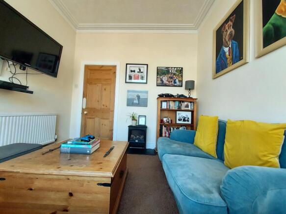 Photo 3