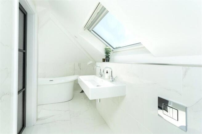 En Suite Bathroom