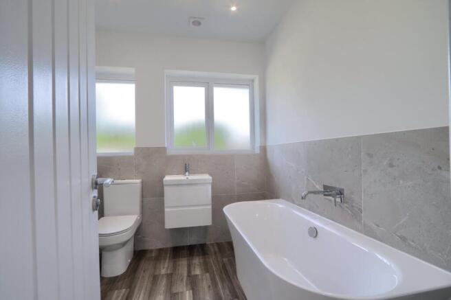 3 bed Bungalow for sale Image 4