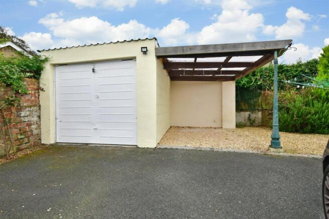 Driveway/Parking
