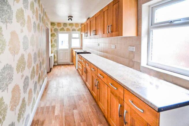 75 Hull Road Kitchen _lge.JPG