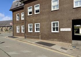 3, Cadnant Court, Rating Row, Beaumaris LL58 8AL