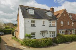 6, St Pauls Court, Sittingbourne ME9 0RE