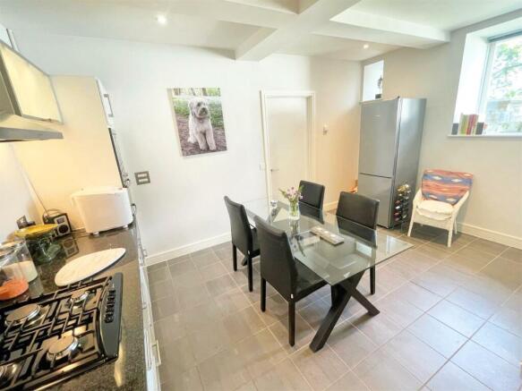 Kitchen/Breakfast Room