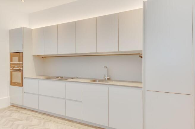 KITCHEN/DINER//LOUNGE