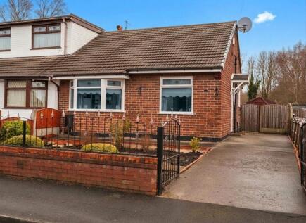 Sunningdale Drive, Irlam, M44