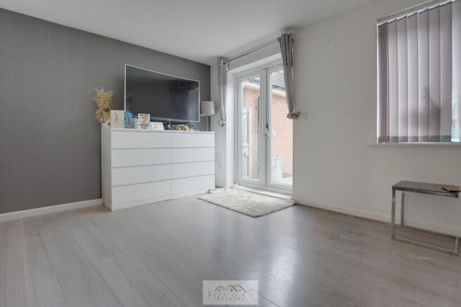 3 bed Detached for sale Image 9
