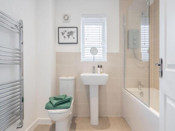 4 bed Semi-Detached for sale Image 11