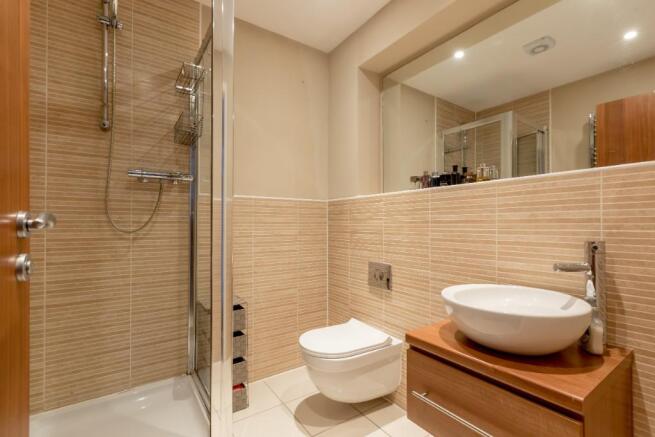 En Suite Bedroom 2