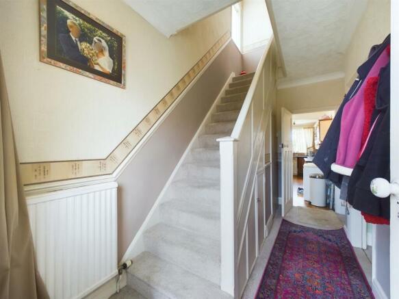 ENTRANCE HALLWAY
