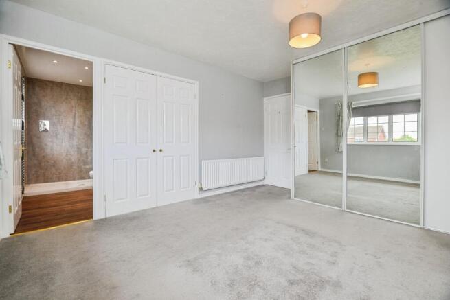 3 bed Not Specified for sale Image 11