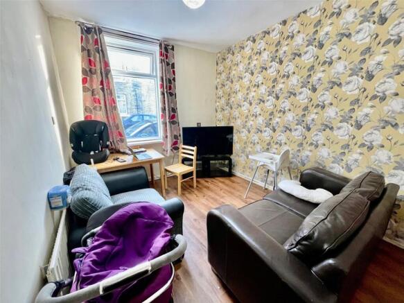 Watmough Street, Bradford, West Yorkshire, BD7 photo 5