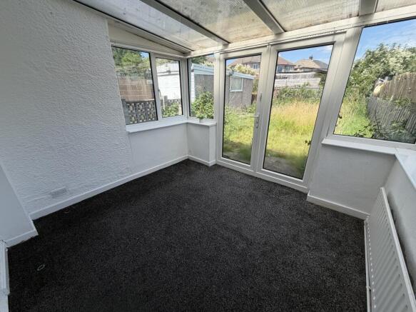 3 bed Semi-Detached to rent Image 5