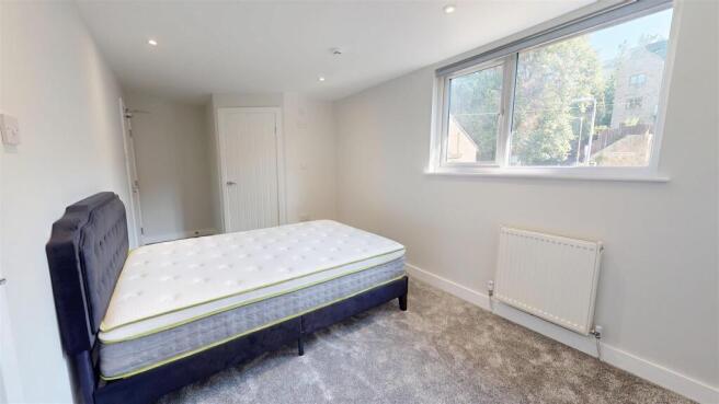 1 bed House Share to rent Image 7