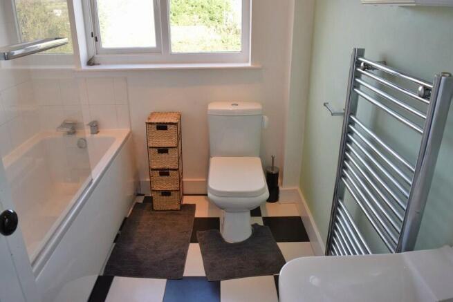 Photo 6
