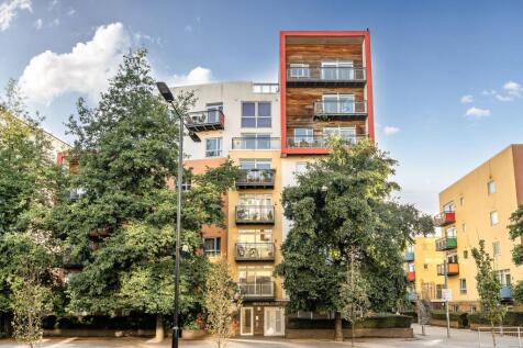 West Parkside, Greenwich, London, SE10