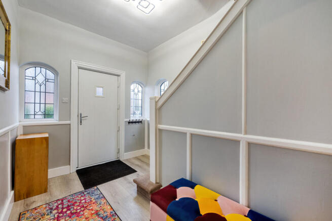 4 bed Semi-Detached for sale Image 8