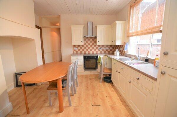 breakfast/kitchen