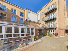 Apartment 36, Highcliffe Court, St Annes Road, Bridlington YO15 2JZ