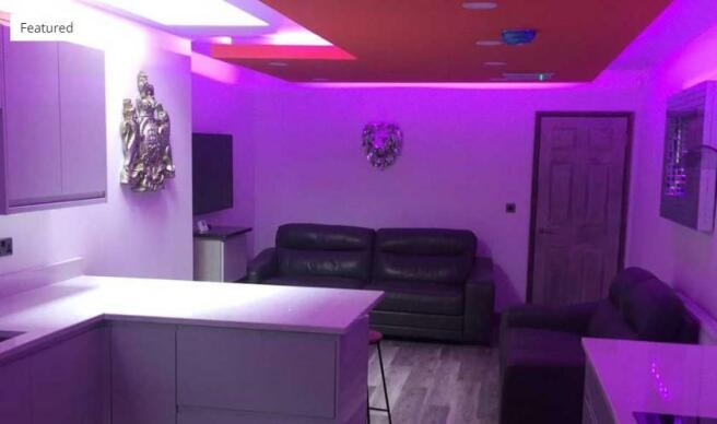lounge 2.jpg