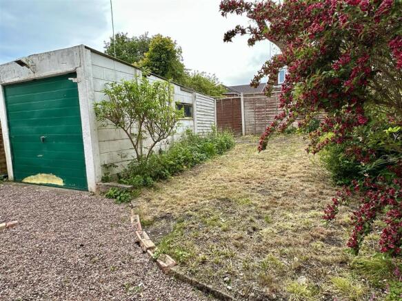 garden & garage