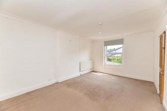 2 bed Terraced for sale Image 11