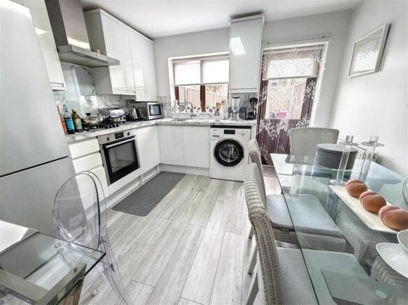 Kitchen Diner