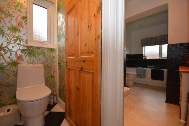 3 bed Semi-Detached for sale Image 9