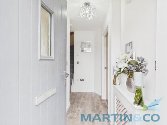 CAM01870G0-PR0197...