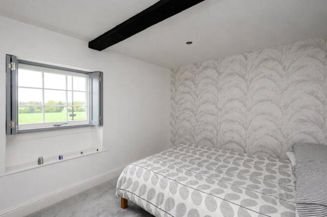 2 bed Terraced for sale Image 9
