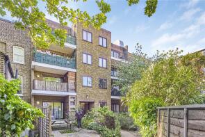 4, Slievemore Close, London SW4 6BZ