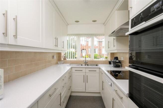 2 bed Bungalow for sale Image 5