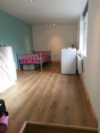GARDEN ROOM/BEDROOM 