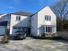 9, Quillet Close, St. Austell PL25 4GD