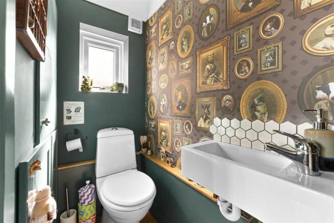 3 bed Semi-Detached for sale Image 8