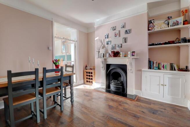 Dining room.jpg